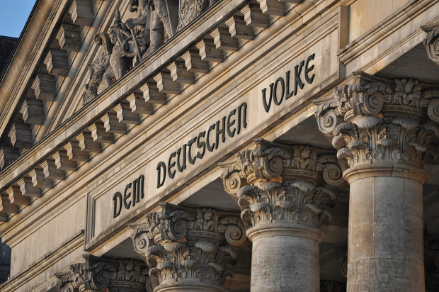 Die „Kriegs“kassen der Bundestagsparteien sind zum Bersten gefüllt