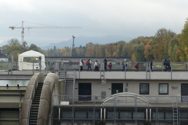 Kontrollverlust: Flüchtlinge erzwingen Grenzübertritt