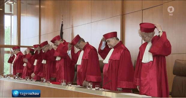 Grundgesetz – „Il y a des juges à Berlin!“