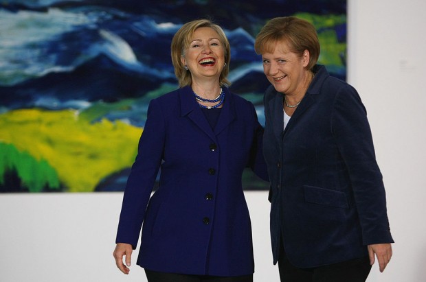 Hillary Clinton, Angela Merkel, die Neue Weltordnung und die Europäische Union