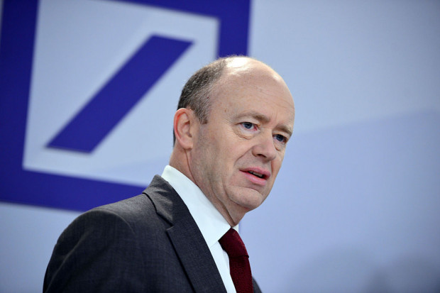 Deutsche Bank: Eingekesselt?