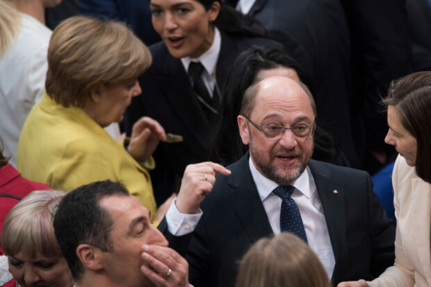 Medien: Gestern Merkel-treu, heute Schulz-verträumt
