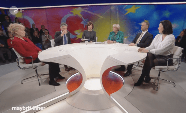 Bei maybrit illner: Claudia mit Ladehemmung