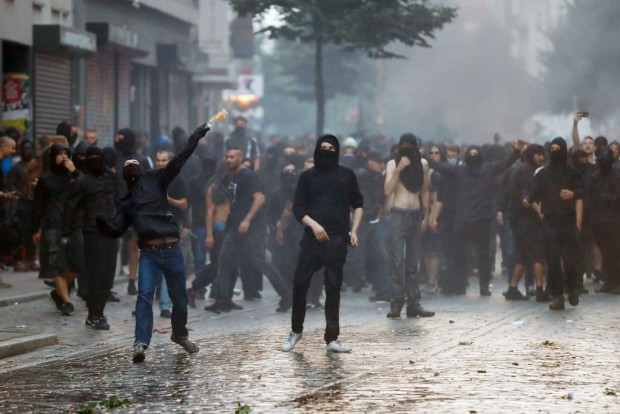Intoleranz, Hass und Gewalt als Erblast