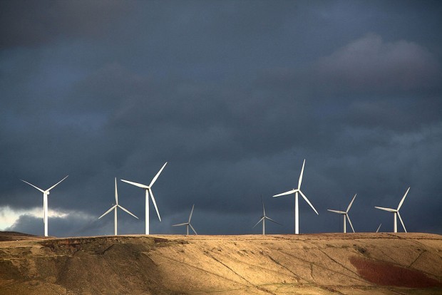 Viel Wind = viel Strom = niedrige Kosten? Rechnung ohne Wirt.