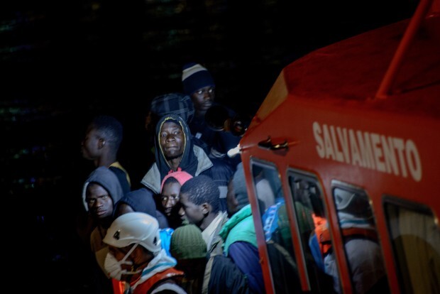 Zuwanderung: Behörden sprechen von „koordiniertem Angriff“ auf spanische Küsten