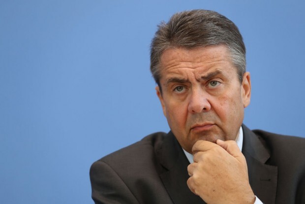 Gabriel: Flucht in die Verschwörungstheorien