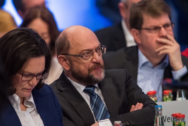 SPD-Parteitag: Gesichtskontrolle