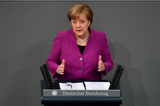 Flüchtlinge: Merkels Erpressungsversuch