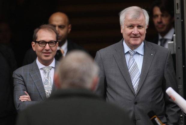 An Seehofer und Dobrindt kann Merkel sich die Zähne ausbeißen