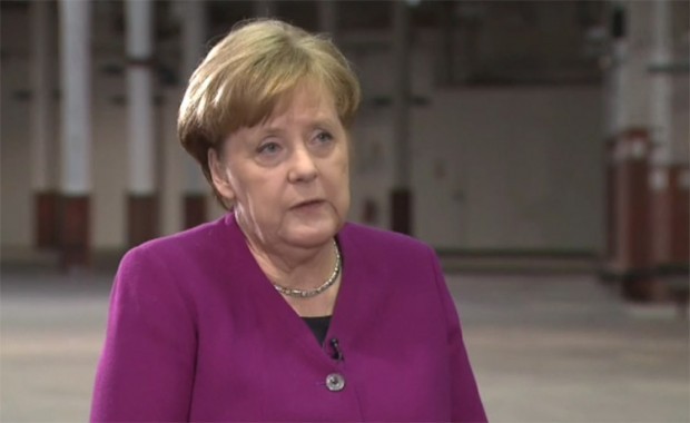 Merkel: „Solche Räume gibt es, und man muss etwas dagegen tun.“ Man?