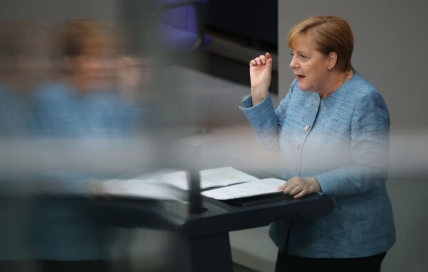 Unverminderte Massenzuwanderung: Angela Merkel als die Steffen Seibert der EU-Kommission