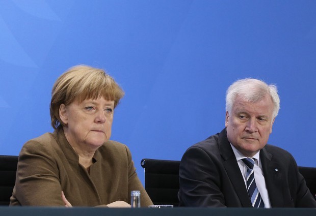 Regierungkrise: Merkel hat kein Rezept für die Zukunft