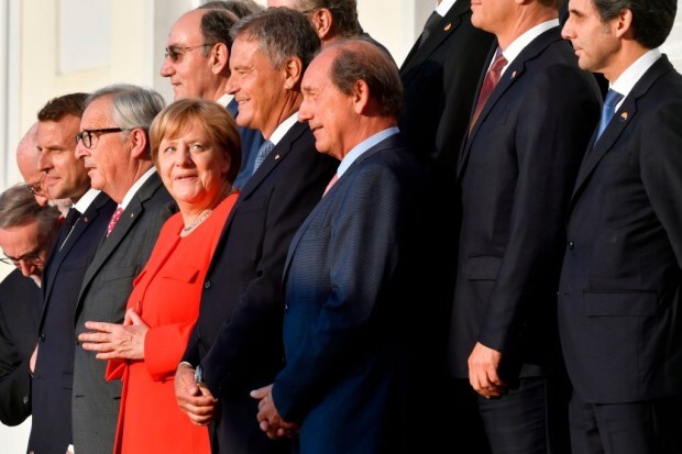 Merkel ergreift Gelegenheiten