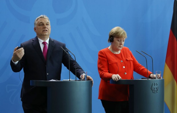 Angela Merkel und ihre Gastarbeiter der Grenze