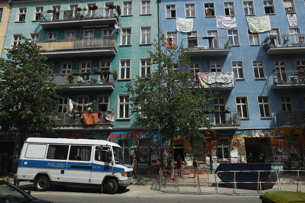 Linksradikale überfallen Berliner Senatsjustizverwaltung: Na und?