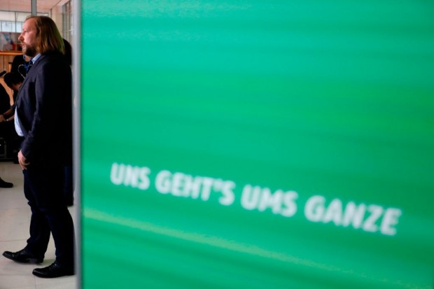 Marsch in den totalitären Staat?