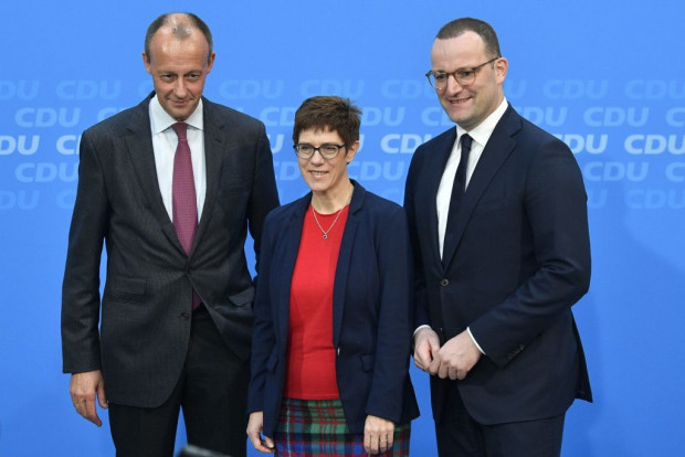 Forsa zeigt AKK vorn