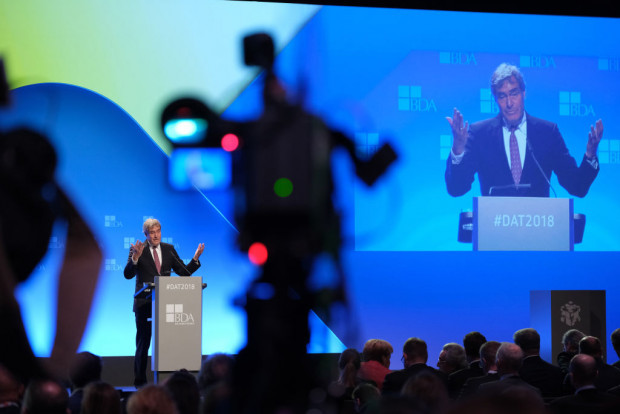 Wirtschaftslobby für Willkommenskultur