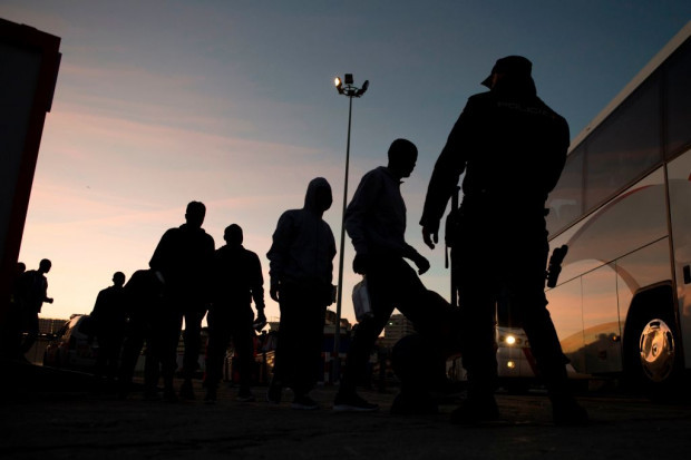 Staatsversagen: Illegale Migration mit Bus und Bahn wird nicht gestoppt