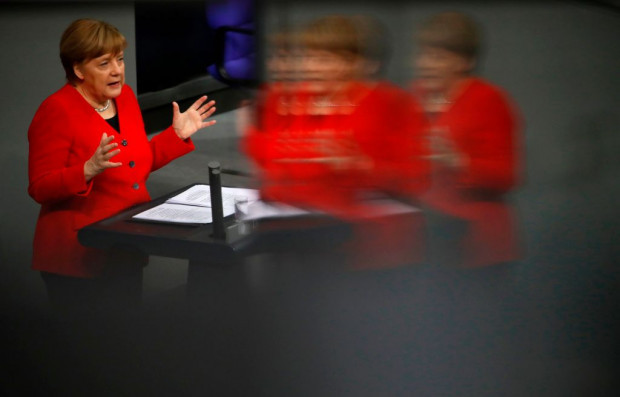 Regierungserklärung Angela Merkel: Für wen spricht sie? Deutschland, Europa oder die Welt?