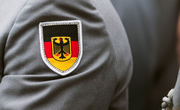 Berliner SPD will Jugendoffizieren den Zutritt zu Schulen verwehren