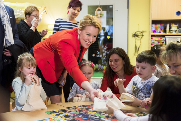 Giffey löst mit Elternteil 1 und Elternteil 2 die Krise der SPD