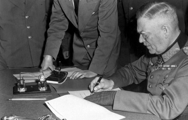 Der Jahrestag der Niederlage – und die neudeutschen Narrative