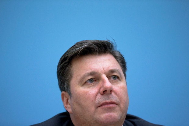 Berlin: Innensenator Geisel will mit Radikalen Extremisten deradikalisieren?