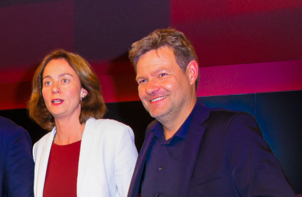 Exklusiv-Umfrage: Grüne lösen SPD als führende Kraft im linken Lager ab