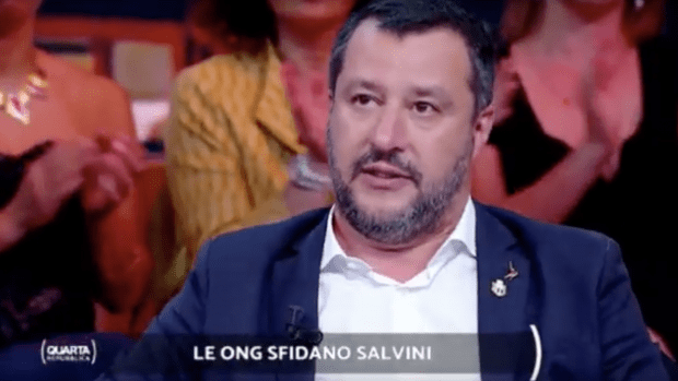 Salvini im TV: Schleuser in Libyen telefonieren mit NGO