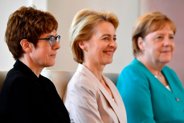 Merkel, von der Leyen, Kramp-Karrenbauer: Macht, Karriere, Leere.