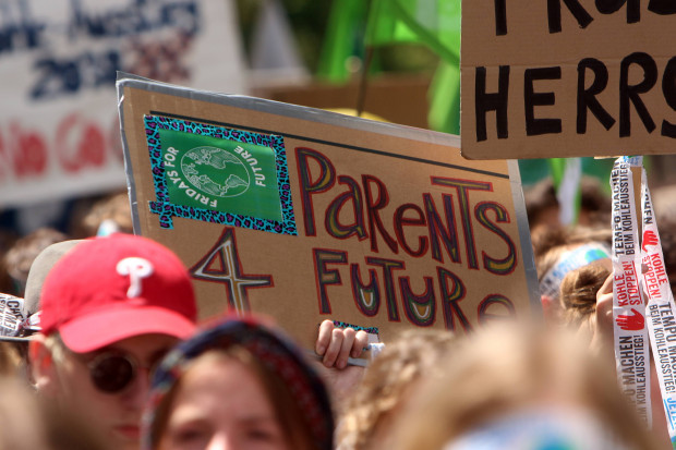 Parents-for-Future und Schuldirektorin nötigen Eltern zu Klima-Demo