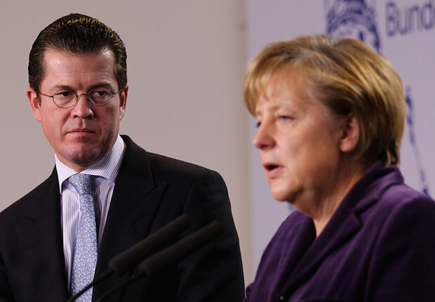 Ex-Verteidigungsminister kritisiert Merkel – zu Recht – Eigene Verirrungen verschweigt er tunlichst