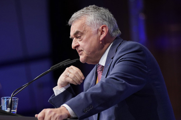 Scheindebatte: Die Nationalitäten von Kriminellen benennen, aber sie im Land lassen