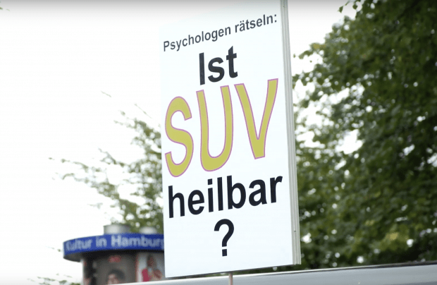 Hamburg: Mob mobbt SUV-Fahrer