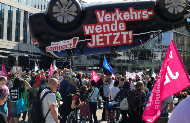 Das Auto bleibt unverzichtbar oder Die Mythen der „Verkehrswende“