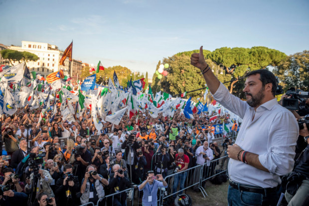 Großkundgebung in Rom: Matteo Salvini kämpferisch