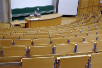 Bremer Jura-Professor will „rechte“ Kollegen zu Unpersonen erklären