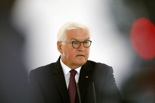 Herr Bundespräsident, setzen Sie sich in eine Vorlesung von Professor Lucke!