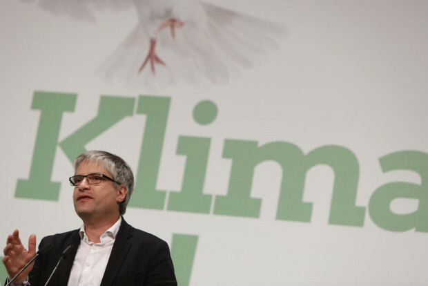 Grüne Doppelmoral: Klimanotstand und Überflieger