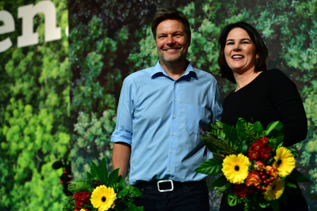 Kronprinzessin Baerbock und Prinzgemahl Habeck