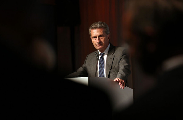 EU-Kommissar Oettinger: »Der Chinese duscht kürzer und kälter«