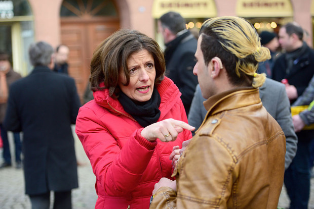 Wenn Politiker die Menschen zu sehr lieben