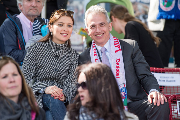 Frankfurter OB Feldmann, Ehefrau und die AWO-Frankfurt