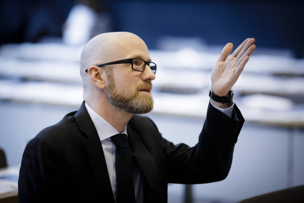 Taubers perfide Drohung: Kein Platz für WerteUnion