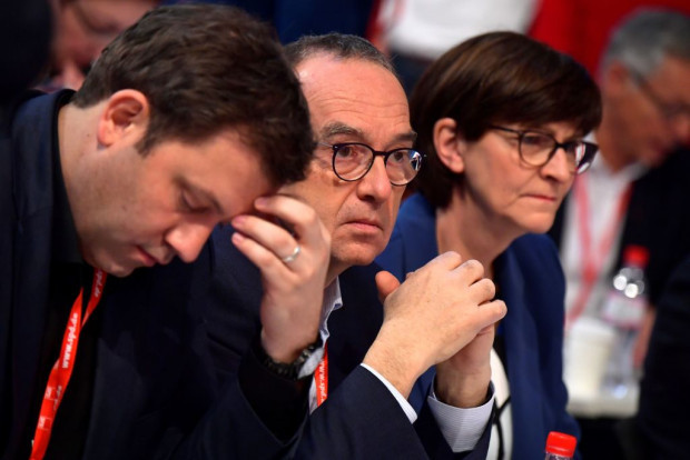 Nicht sagen, was ist