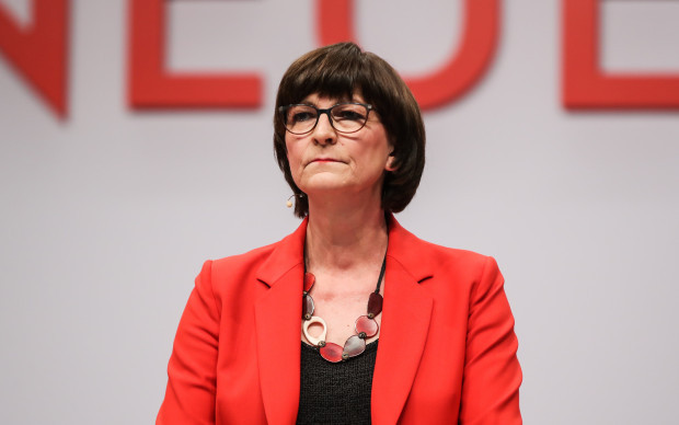 Mobben, feuern. Wie unter SPD-Vorsitzender Esken Mitarbeiter behandelt werden