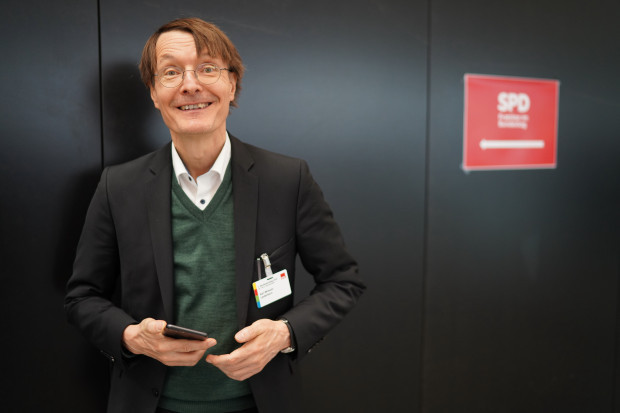 Lauterbach: Kohle, Gas und Öl sind Waffen der Rechtspopulisten