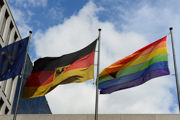 Christopher Street Day ohne „Einigkeit und Recht und Freiheit“